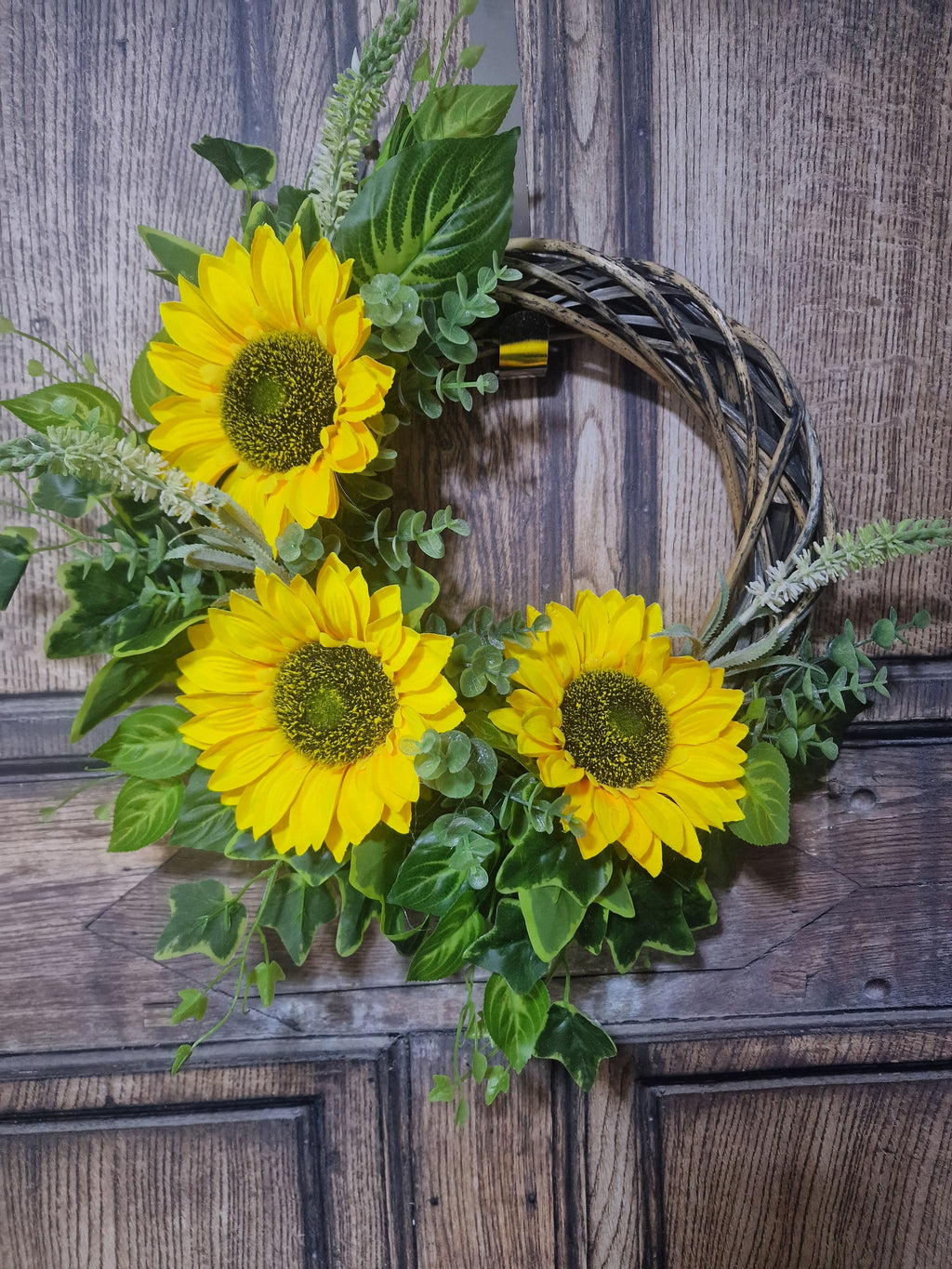 Stunningly Simple Sunflowers